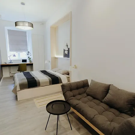 On Lesi Ukrainky Apartment